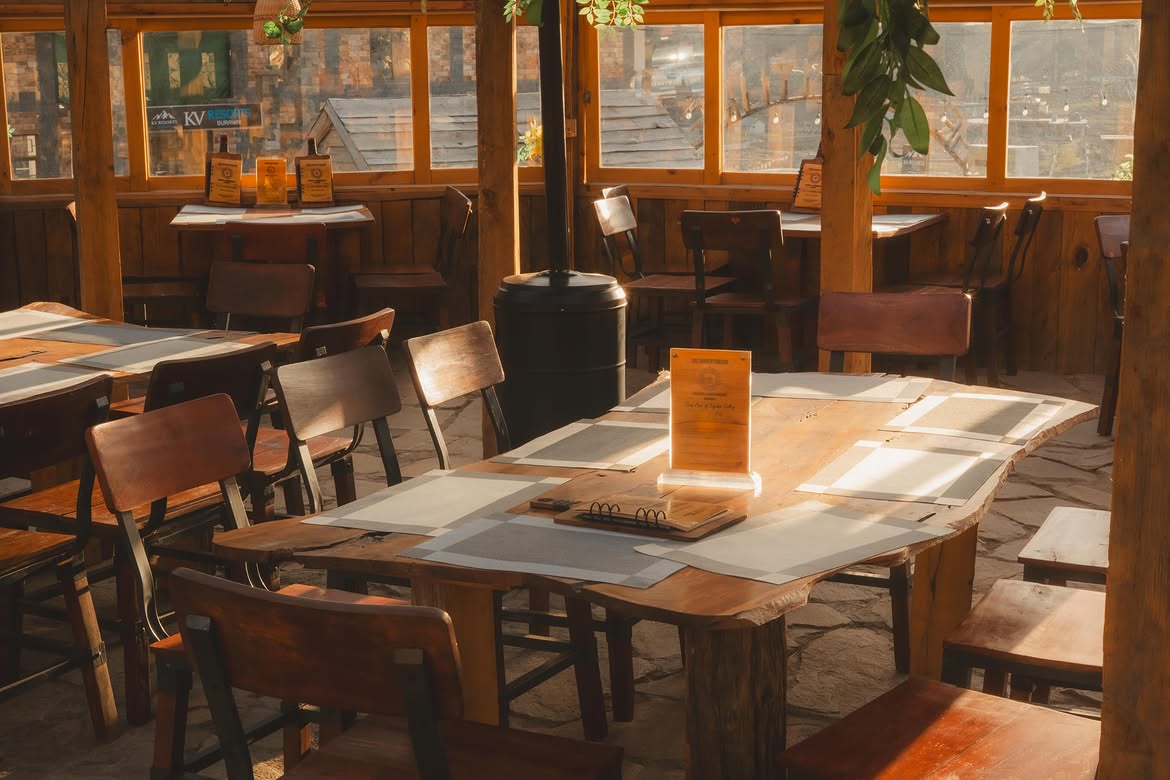 Cozy Dining Interior